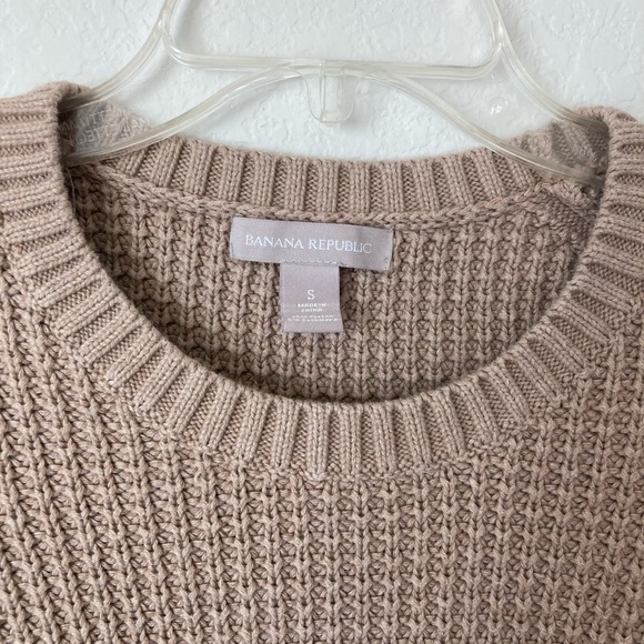 Banana Republic cream beige cashmere wool blend pull over sweater | 3/4 sleeves - Picture 3 of 4